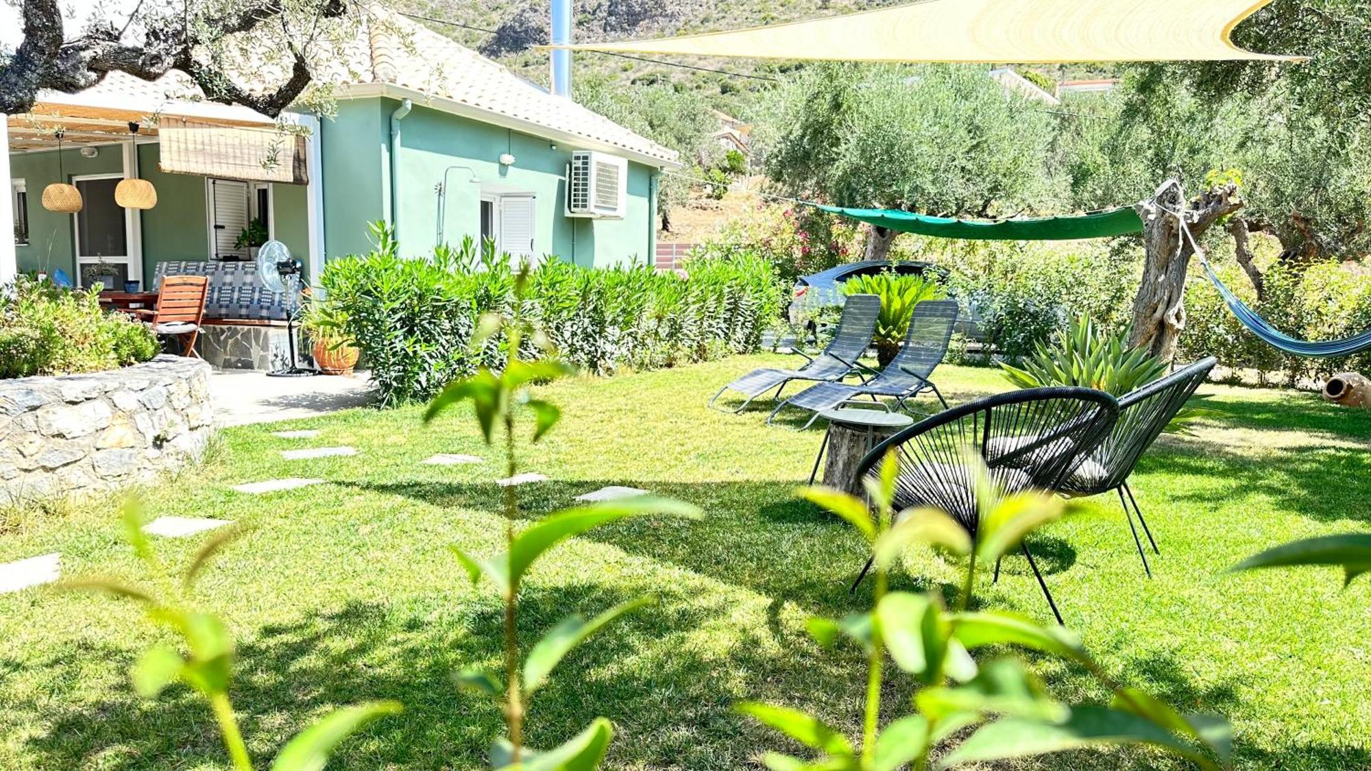 The Secret Garden At Villa Georgia Kalamata Exteriér fotografie