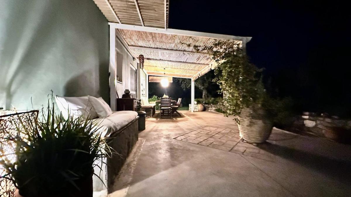 The Secret Garden At Villa Georgia Kalamata Exteriér fotografie