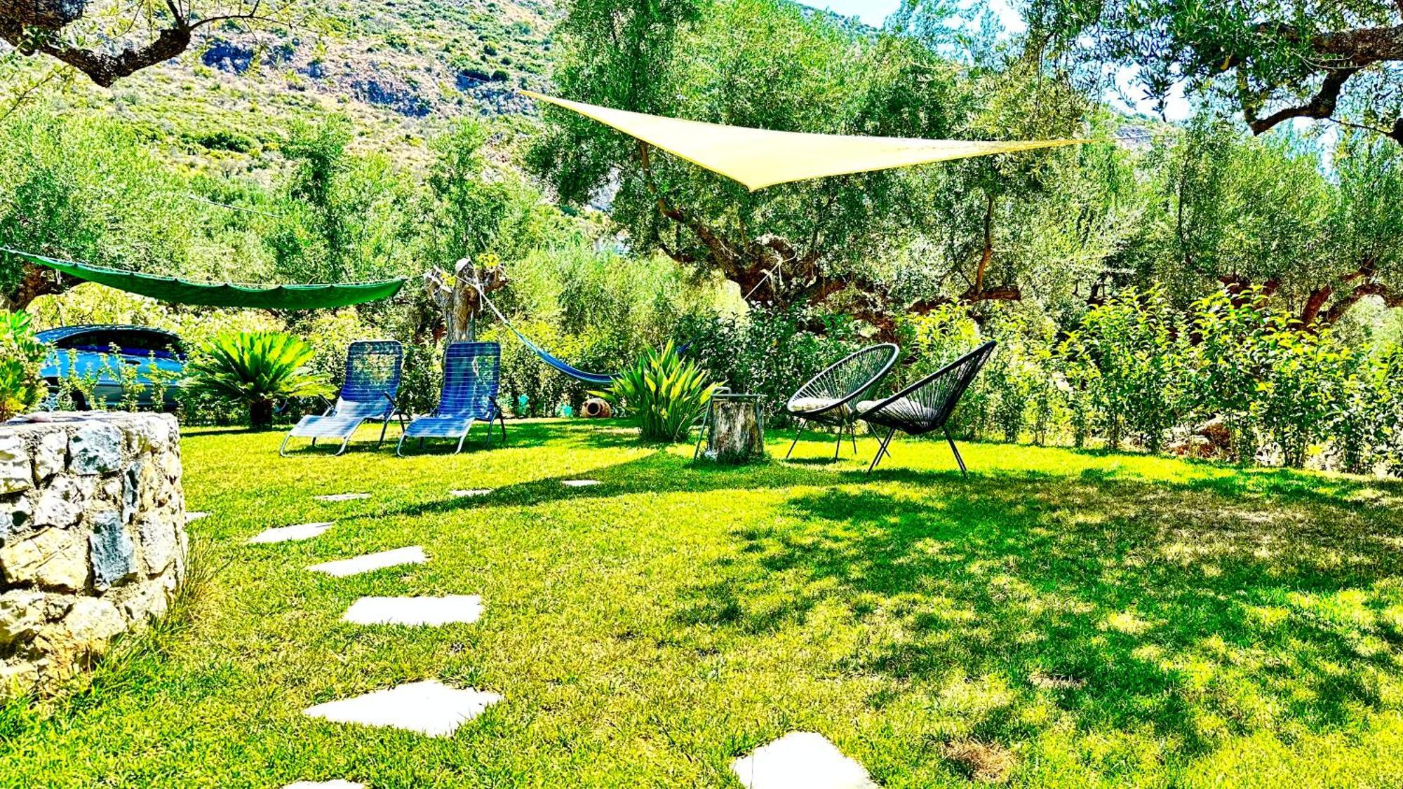 The Secret Garden At Villa Georgia Kalamata Exteriér fotografie