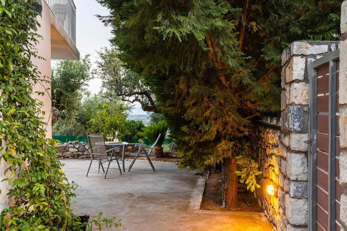 The Secret Garden At Villa Georgia Kalamata Exteriér fotografie